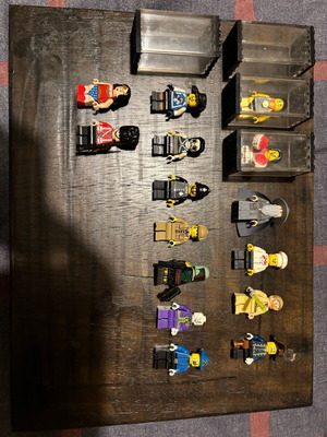 Комплект LEGO фигури като нов, 15 фигури с 4 кутии