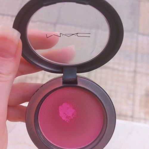 Mac blush, shade Fashion Frenzy, discontinued