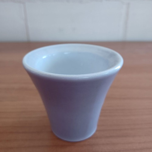 Ceramic flowerpot like new, height 8 cm