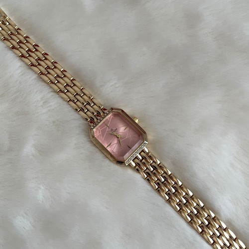 Women's Watch new, timeless gold style with pink dial