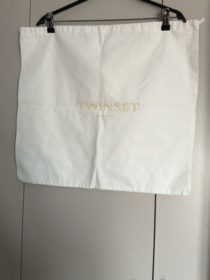 Twinset Milano dust protection cover like new