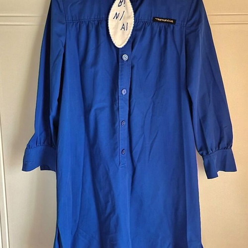 Student Smock TSEKLENIS with Handmade Collar like new