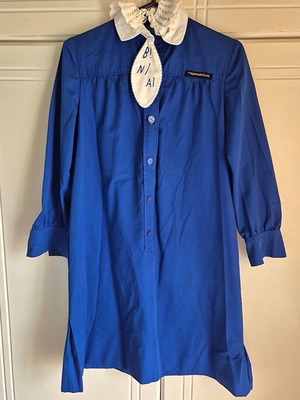 Student Smock TSEKLENIS with Handmade Collar like new