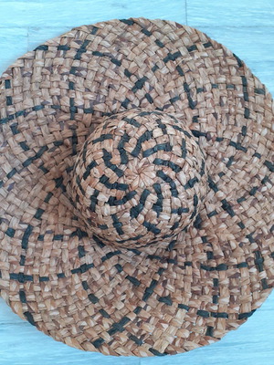Straw hat used, size 55 cm circumference