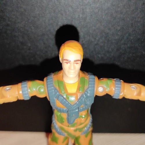 G.I.JOE Freefall (v1) 1990 action figure used with equipment