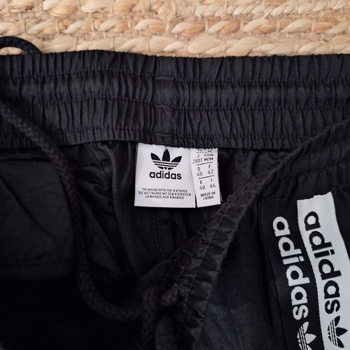 Adidas Originals women's tracksuit pants like new, black and white