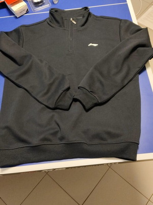 LiNing sweatshirt black like new, size 4XL for height 180-195