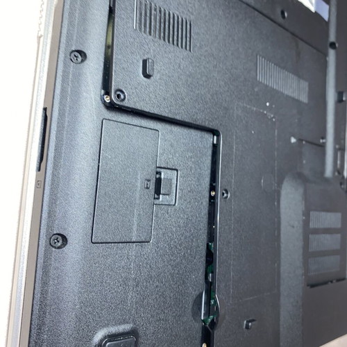 Fujitsu Siemens AMILO Pro V3545 laptop used, model MS2202