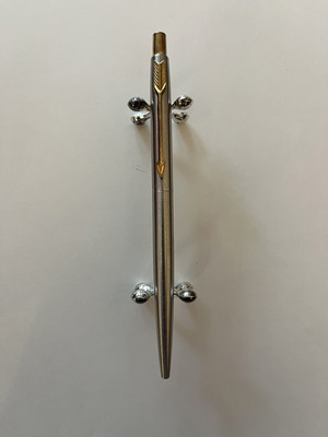 Parker Classic pen partially gold-plated, needs unused refill