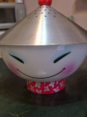 Pylones Mao vintage serving bowl and strainer