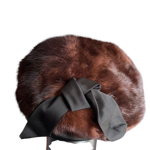 Women's real mink fur banie like new, brown and black