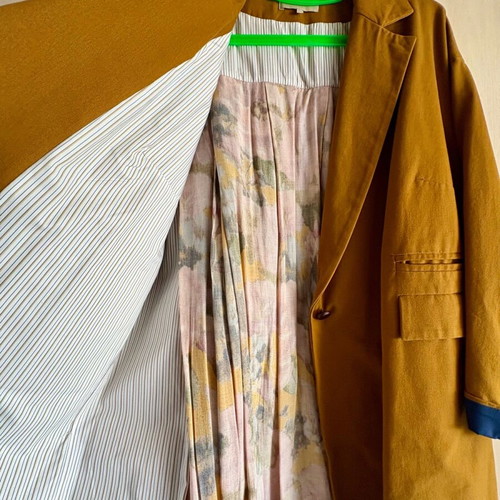Madame Shoushou vintage coat like new, size Large