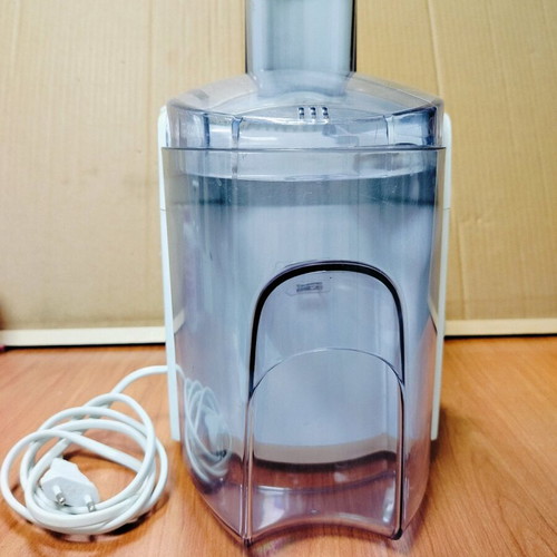 Philips HR 1851 juicer 500W like new with two speeds