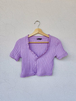 Zara cropped blouse new with buttons and soft fabric
