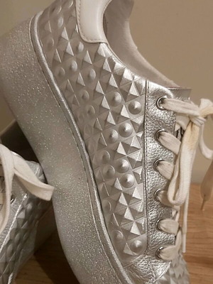Γυναικεία Platform Sneakers Ash Νο 39 δερμάτινα σε ασημί μεταλλικό χρώμα σαν καινούργια