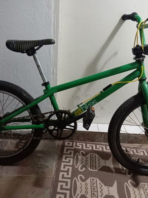 Gt bike BMX like new with 20 inch wheels and V-Brakes