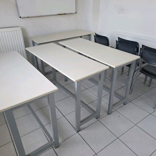 Tutoring desks used, pack of 4 pieces