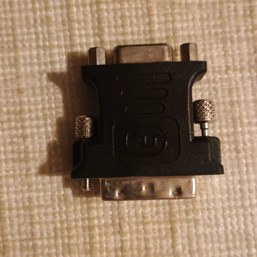 Rare VGA to DVI adapter, female VGA 15-pin to male DVI