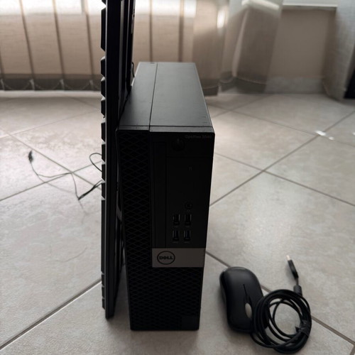 Dell Optiplex 3040 like new with mouse and keyboard