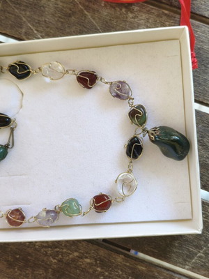 Vintage necklace 90s with semiprecious stones like new