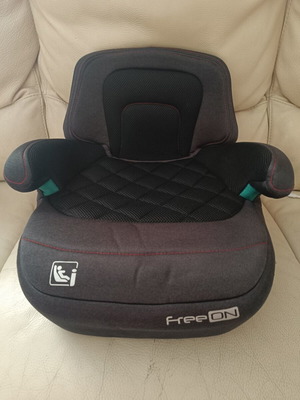 FreeON Isofix child car seat for ages 3.5 and up