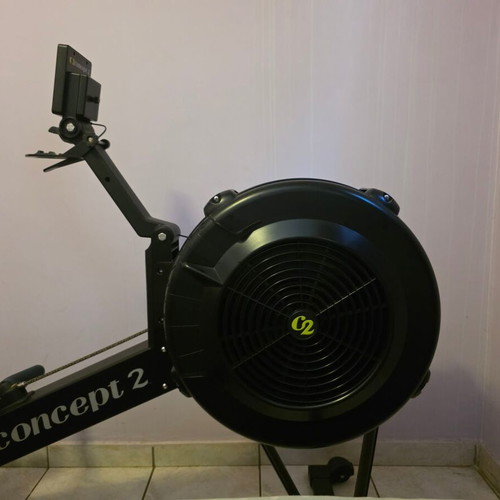 Concept2 RowErg Rowing Machine Model 2712C Like New