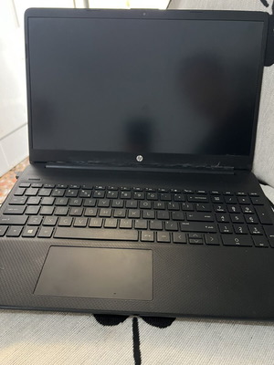 HP laptop 15-inch AMD Ryzen 8GB 256GB SSD Windows