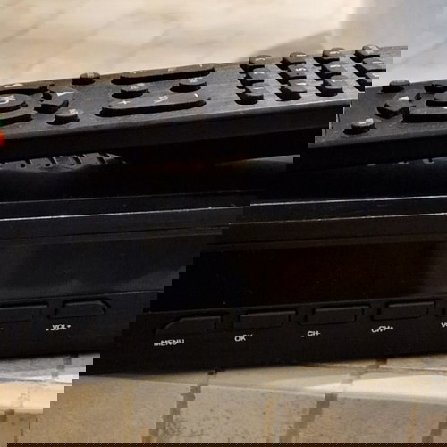 Αποκωδικοποιητής τηλεόρασης HDT-1100W3 μεταχειρισμένος