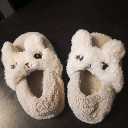 Jomix kids closed slippers like new, furry