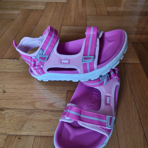 Primigi anatomical sandals size 34 like new