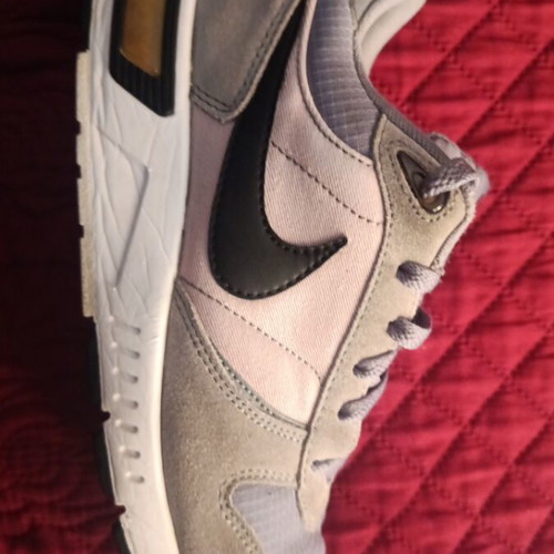 Nike Nightgazer sneakers size 41 like new, multicolor