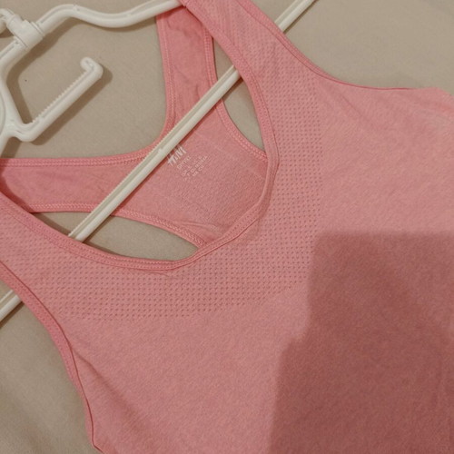 Pink athletic sleeveless top H&M like new, size S