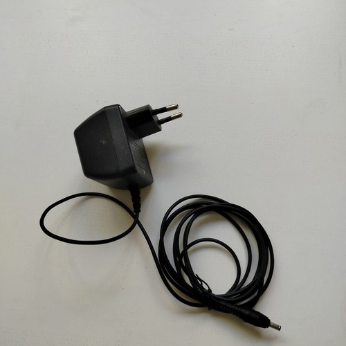 Nokia charger with large 3.5mm plug