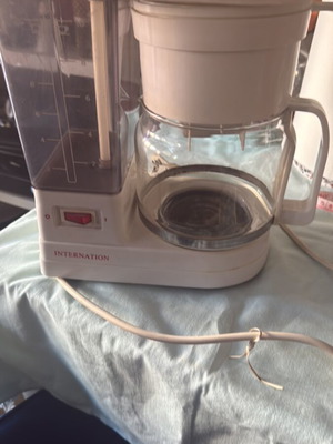 Internation Filter Coffee Maker white, like new