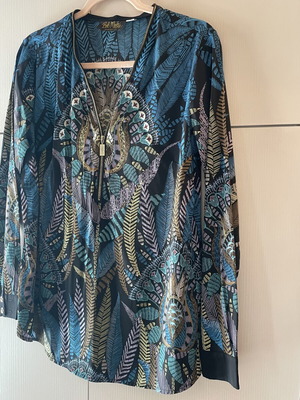 Bob Makie shirt from New York like new, blue