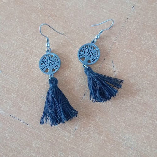 Tree of Life Earrings like new