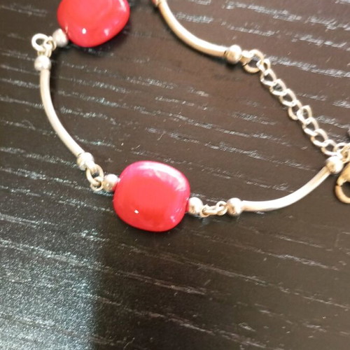 Silver bracelet new, red
