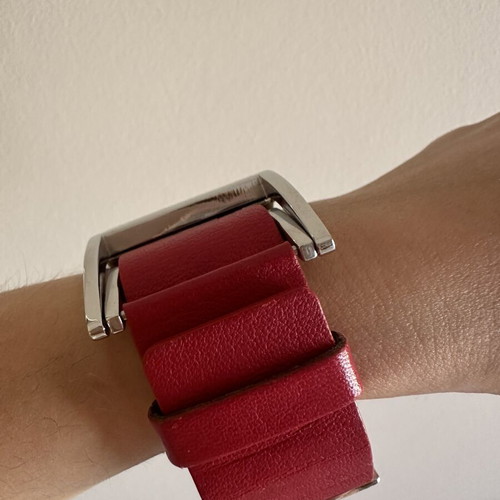 D&G vintage wristwatch red leather strap like new