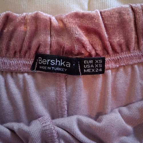 Bershka velour shorts used, pink, size XS