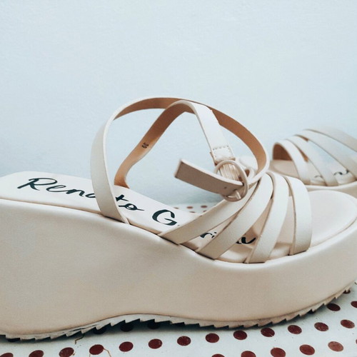 Renato Garini platforms like new, broken white with ankle strap