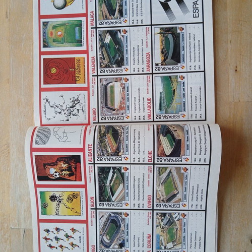Panini Espana 1982 Official Reprint Album like new