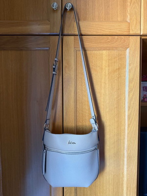KEM crossbody bag beige with zipper like new