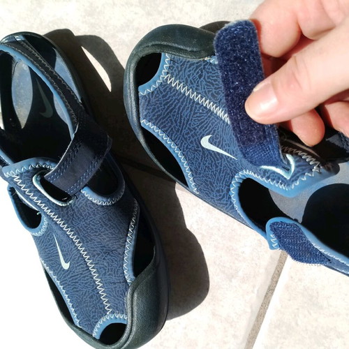 Nike summer sandals used, blue, adjustable with velcro