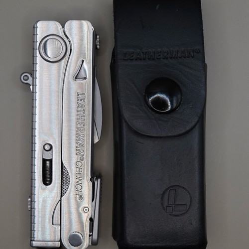 Leatherman Crunch new with leather sheath and box