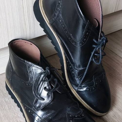Beneto Maretti Oxford shoes size 42.5 like new, black