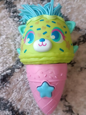 Funky Paws pink toy like new, collectible edition