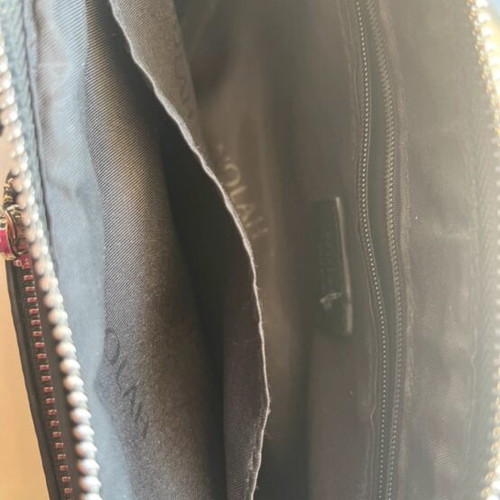 Noah bag like new, black crossbody