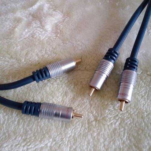 RCA cable 1.5m like new