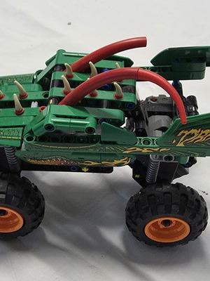 Lego Technic Monster Jam Dragon 42149 used, missing pieces