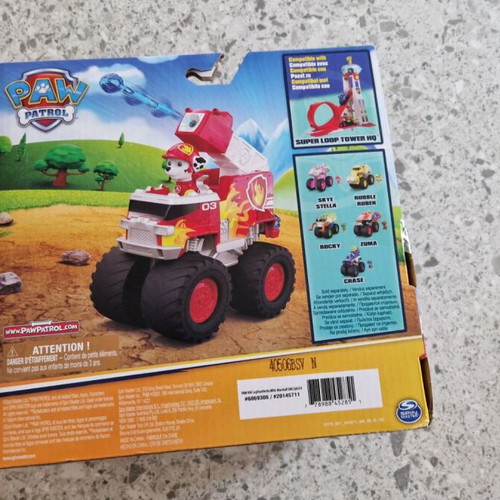 Spin Master Paw Patrol Rescue Wheels Marshall Fire Truck new